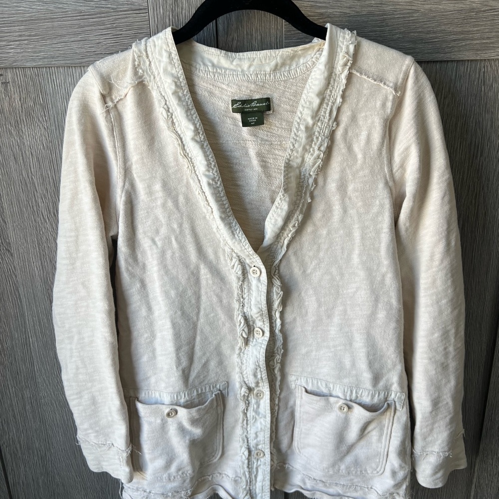 Eddie Bauer size medium petite cardigan
